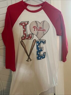 Phillies Red & White Raglan Baseball Love Tee - women’s xs